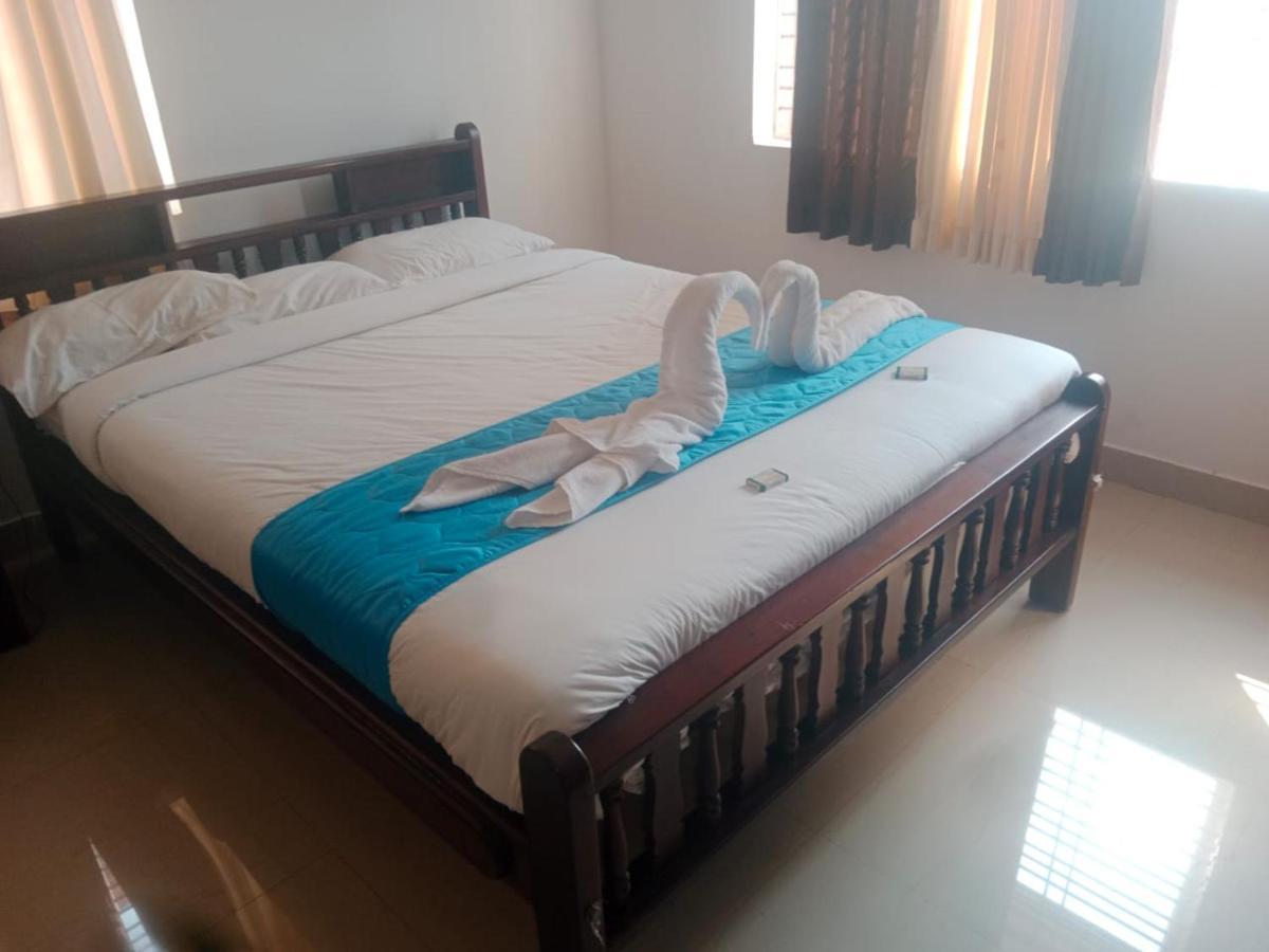Hotel Blue Rays Bainduru المظهر الخارجي الصورة