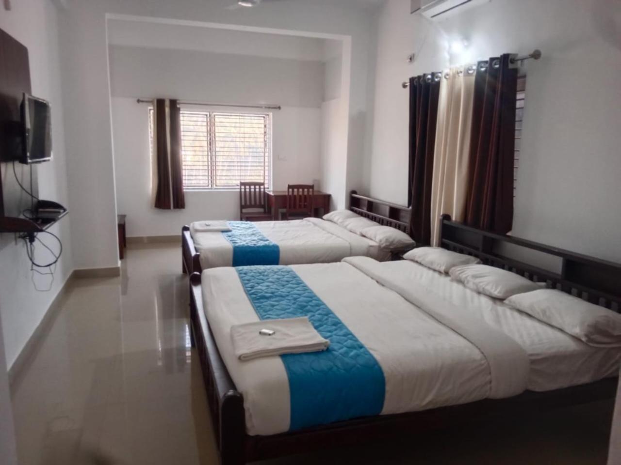 Hotel Blue Rays Bainduru المظهر الخارجي الصورة